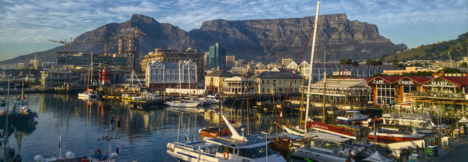 carousel-table-mountain